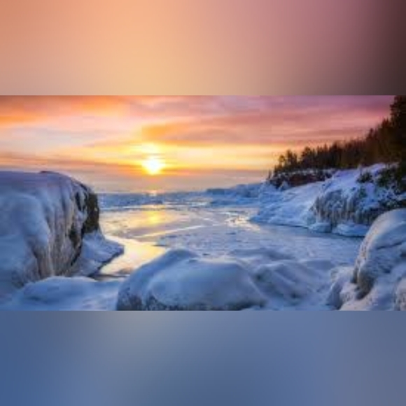 Welcome to my closet!! 🤗✨ - Picture 4 of 4